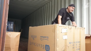 transport balíků z USA